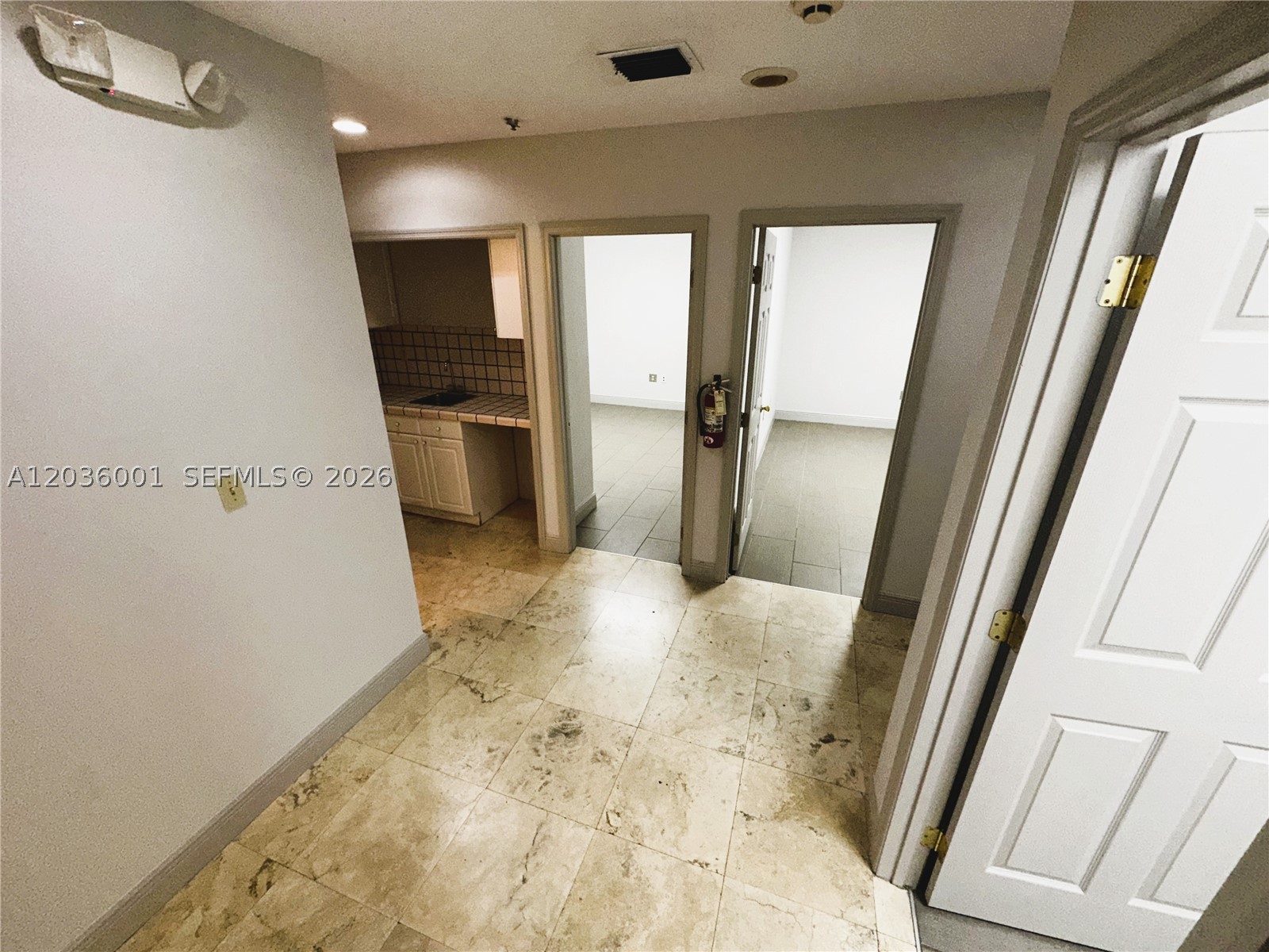 7038 Nw 50th St 5-2 Property Photo 13