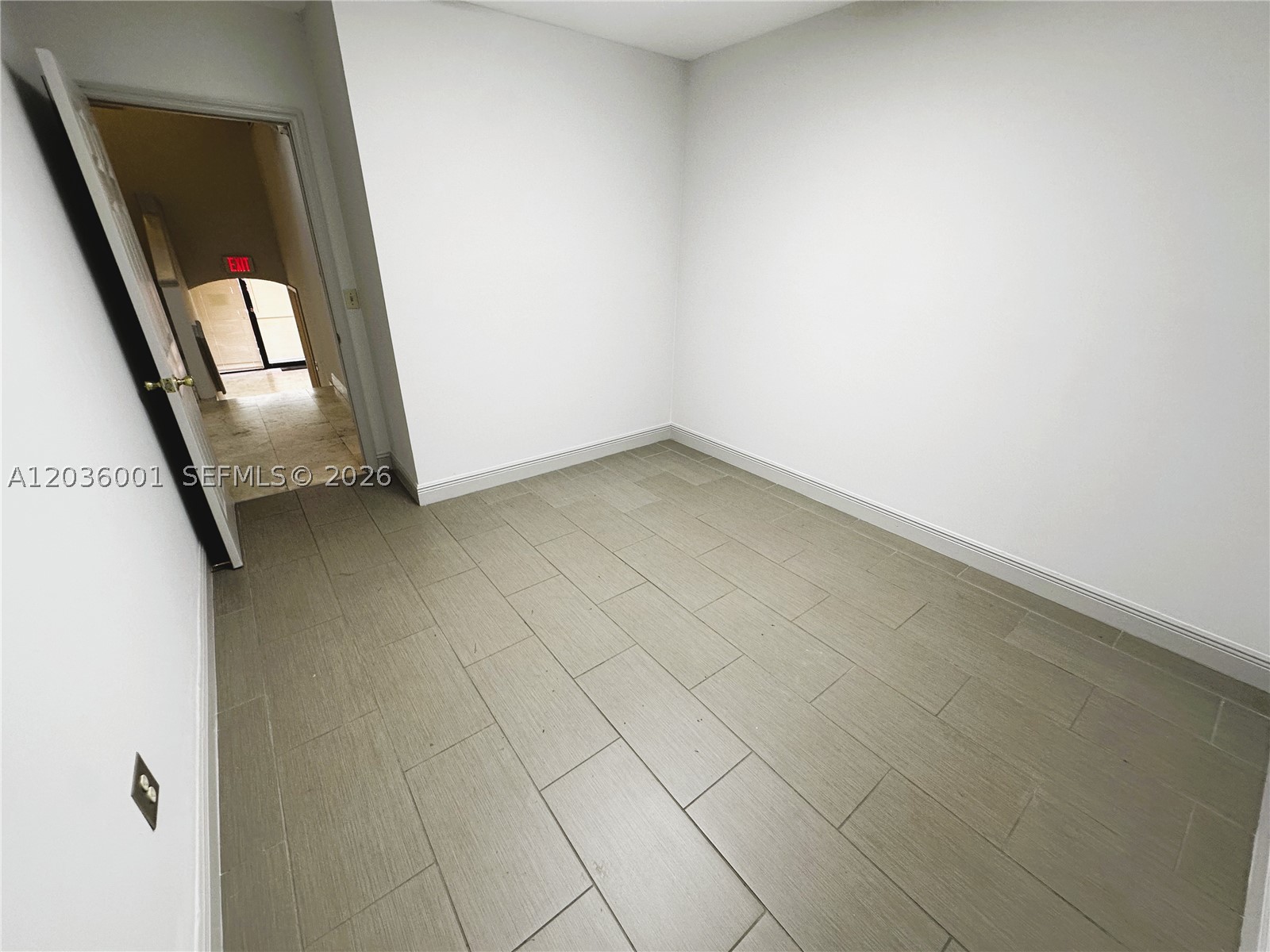 7038 Nw 50th St 5-2 Property Photo 17