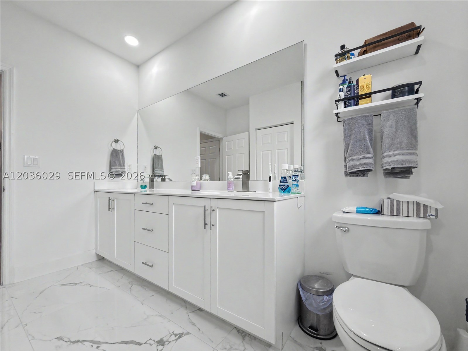 1608 Sw 28th St Property Photo 22