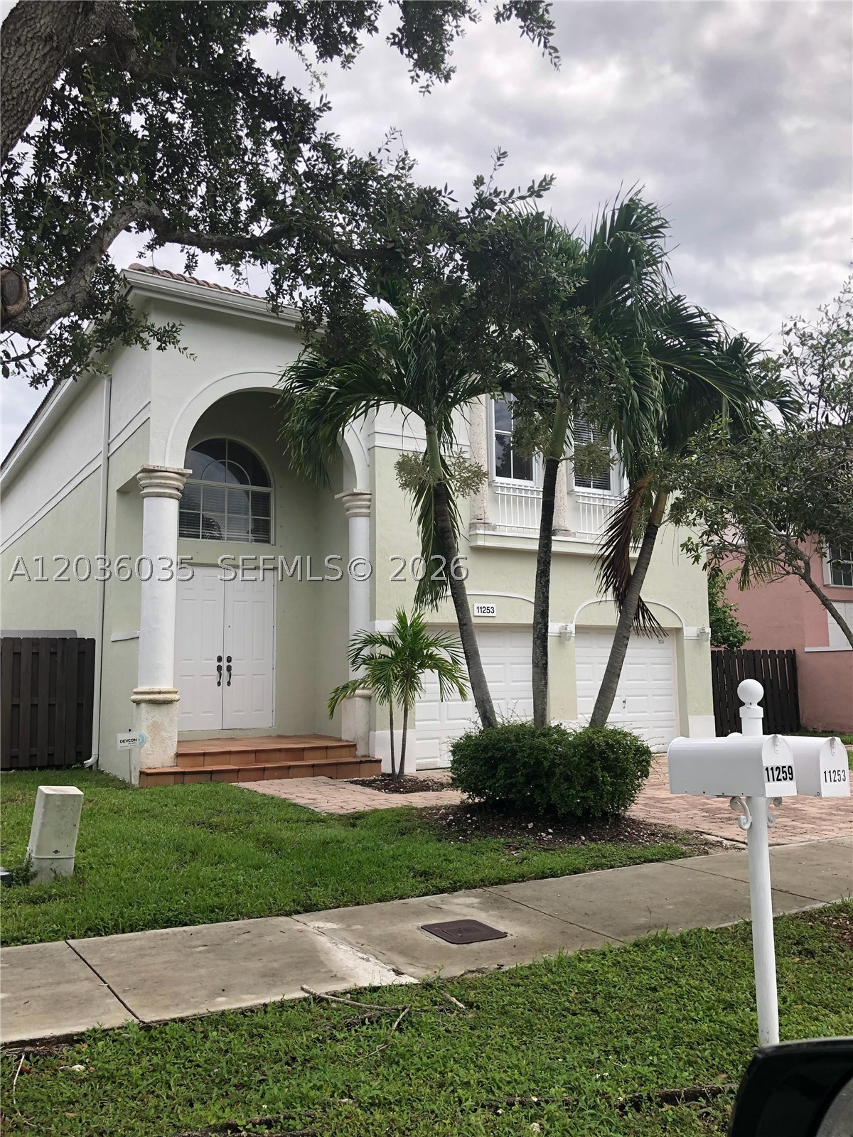 11253 Nw 47th Ln Property Photo 1