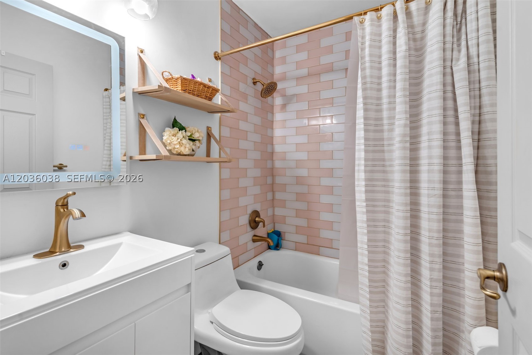 11203 Nw 73rd Ter Property Photo 37