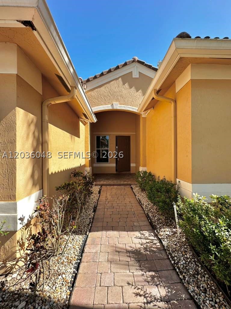1831 Mariners Ln Property Photo 3
