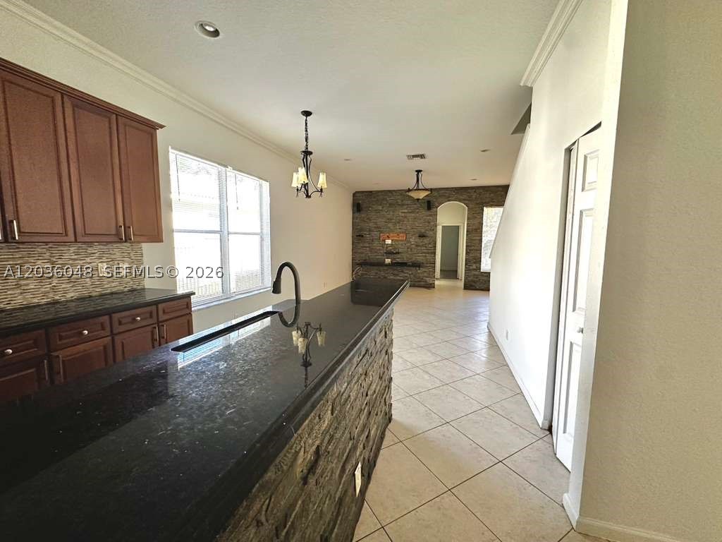 1831 Mariners Ln Property Photo 7