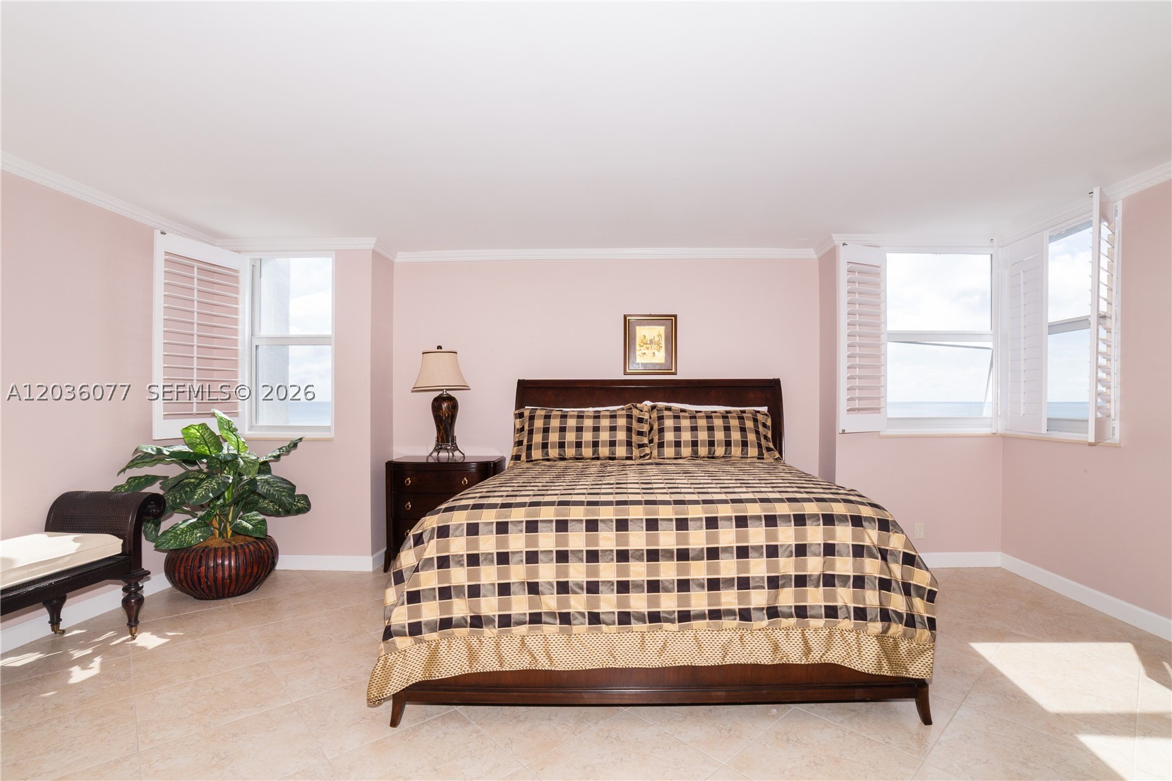 1904 S Ocean Dr 604 Property Photo 12