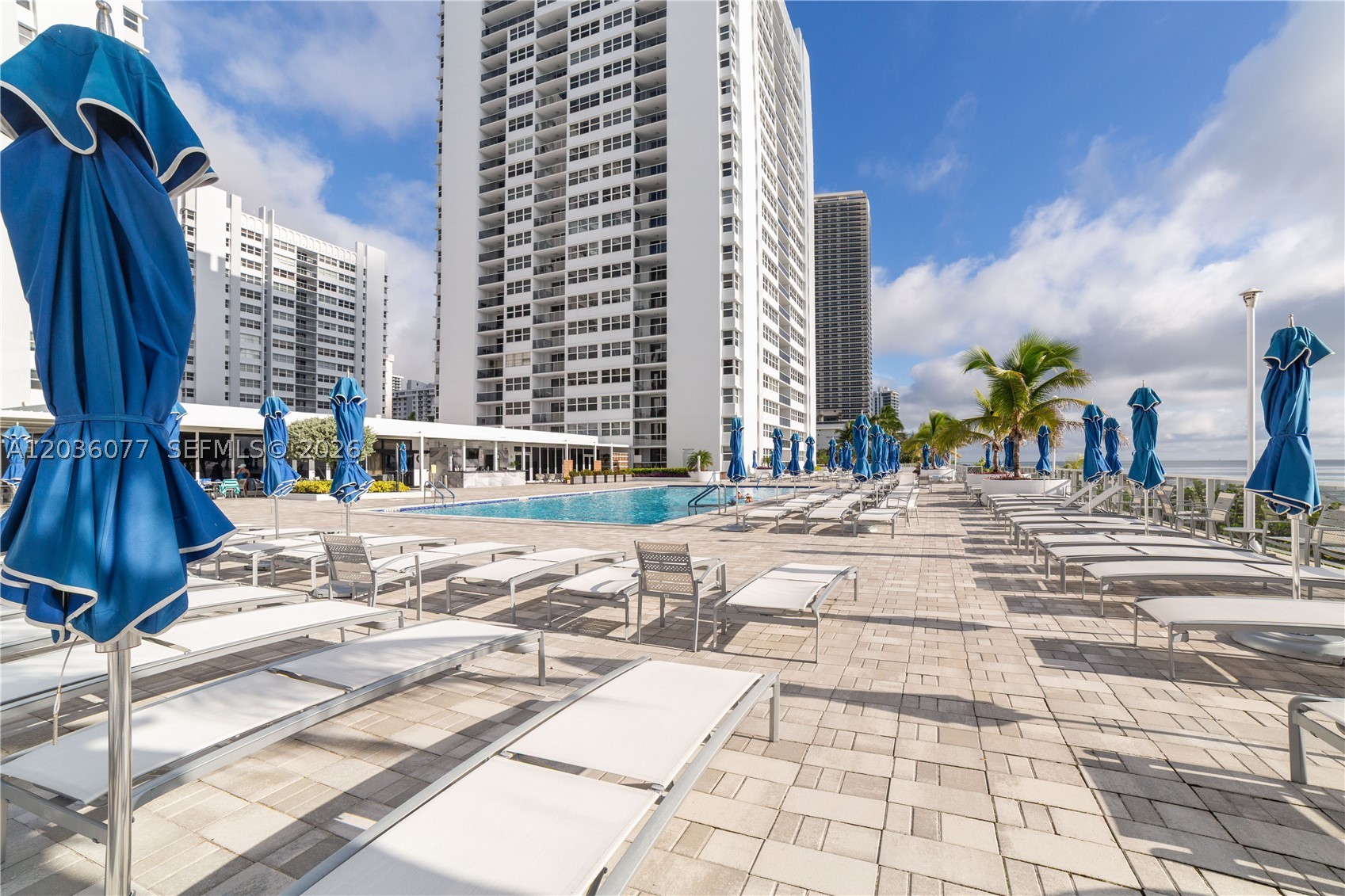 1904 S Ocean Dr 604 Property Photo 28