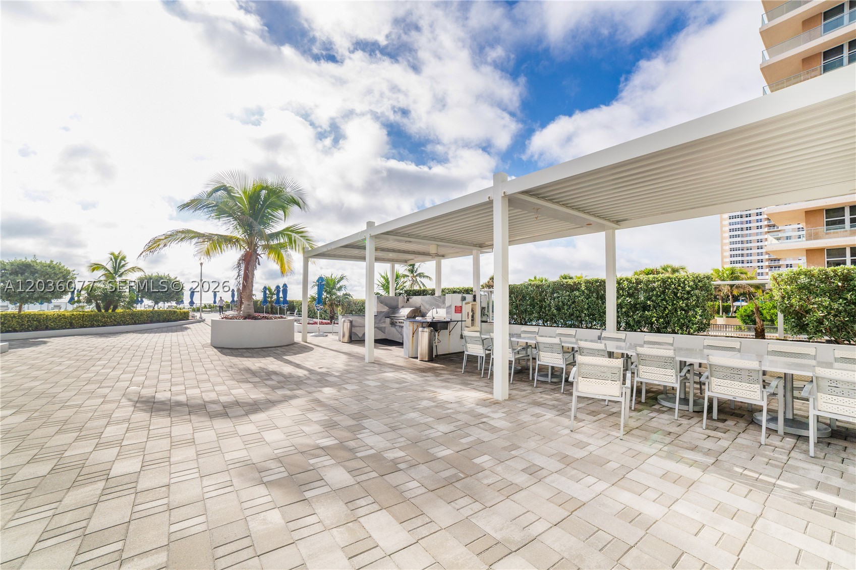 1904 S Ocean Dr 604 Property Photo 32