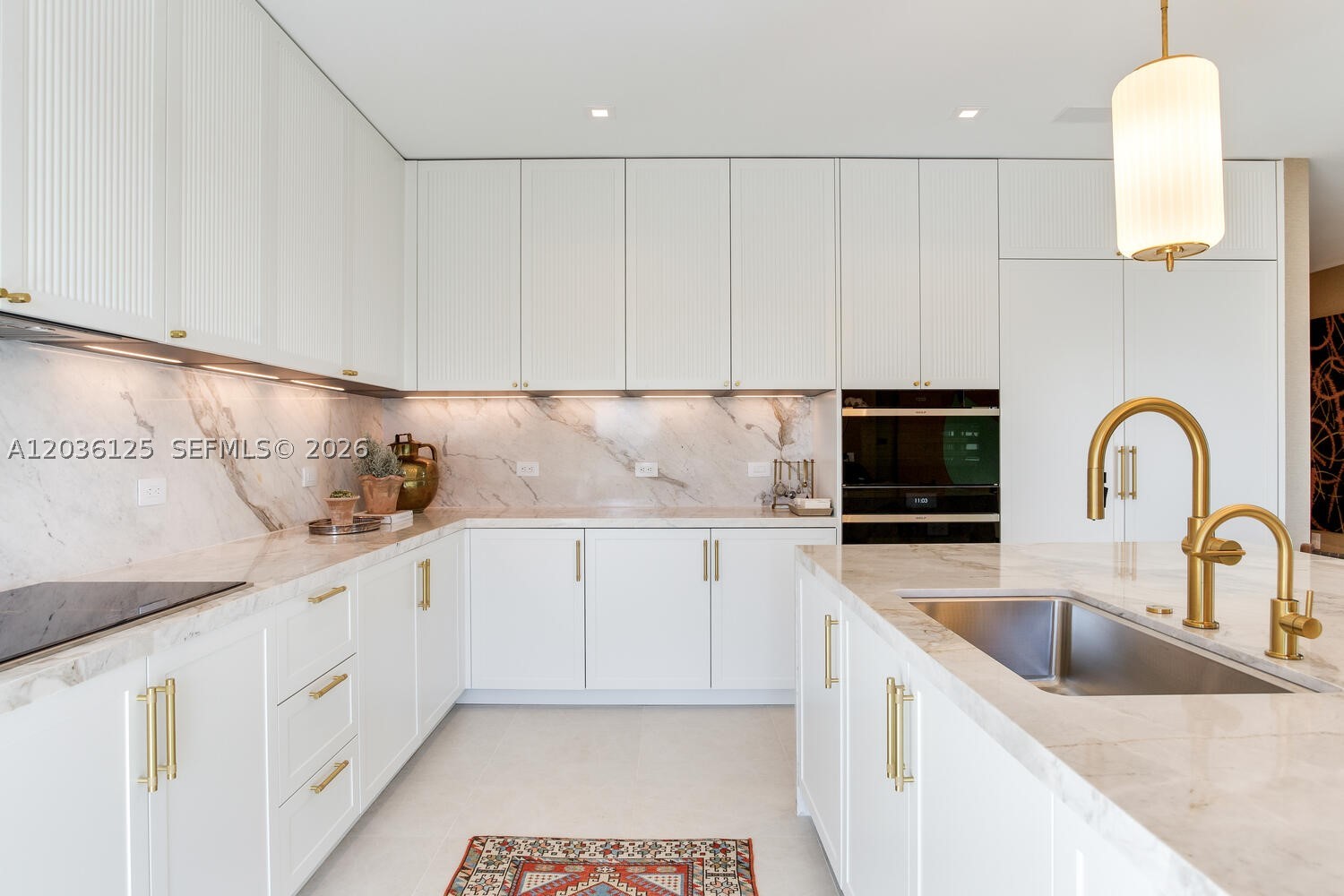 3015 S Ysabella 904 Property Photo 13
