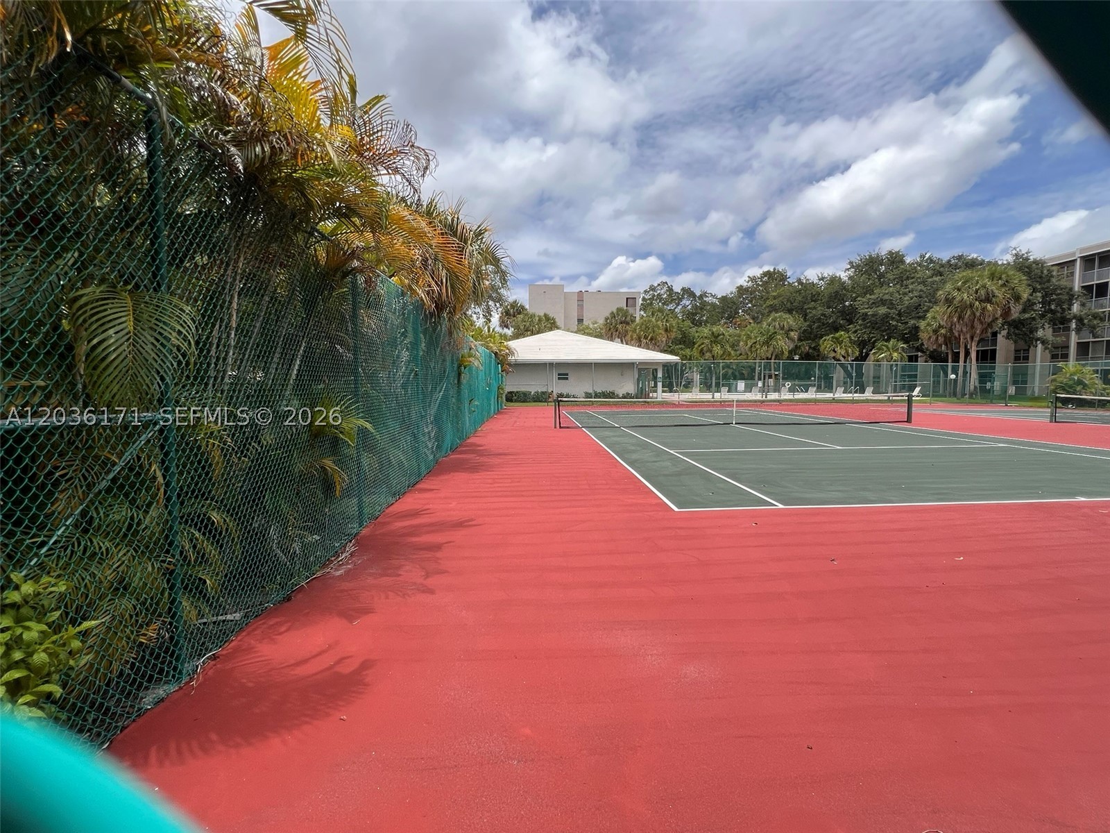 1075 Riverside Dr 505 Property Photo 12