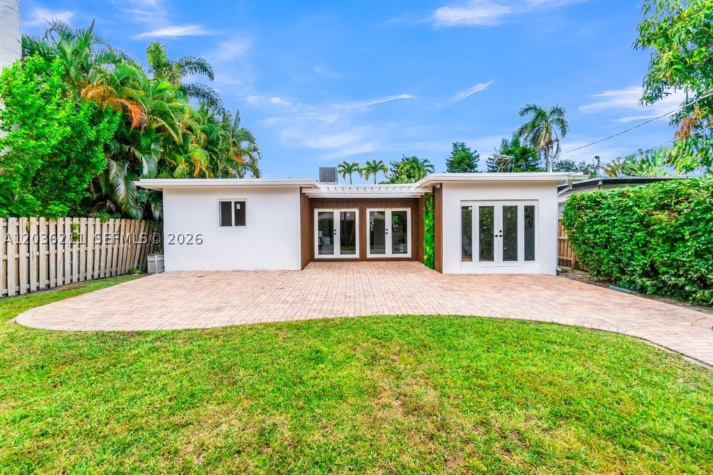 1234 Buchanan St Property Photo 5