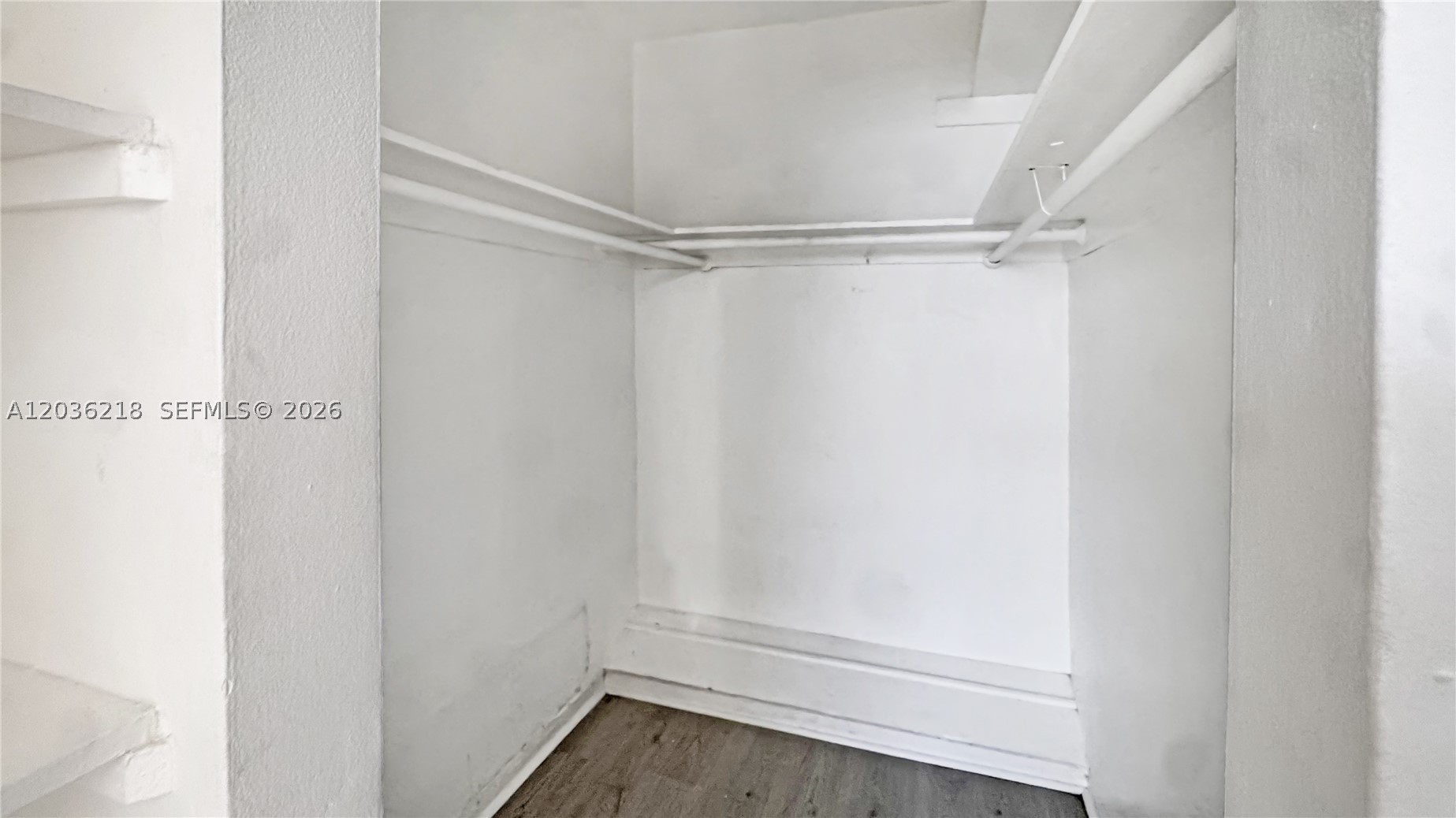 7717 Byron Ave 12 Property Photo 8