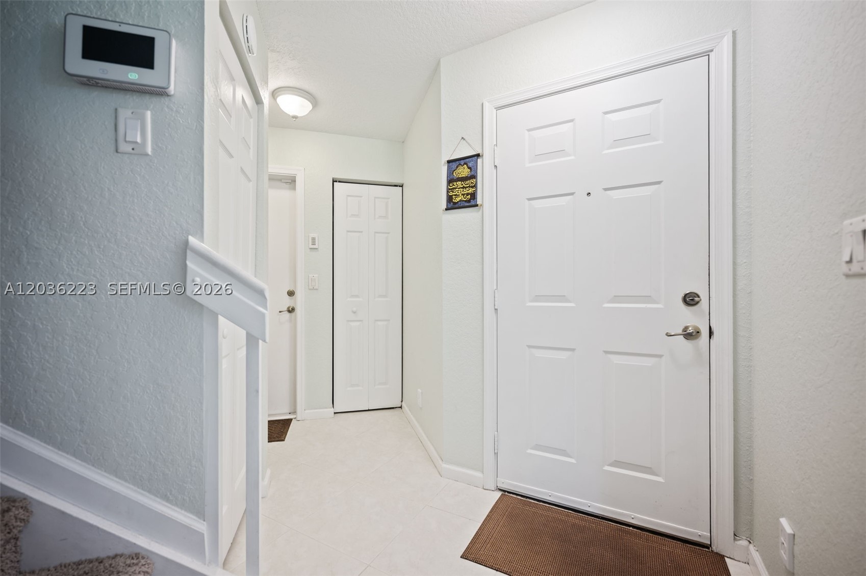 6086 Southard St Property Photo 5