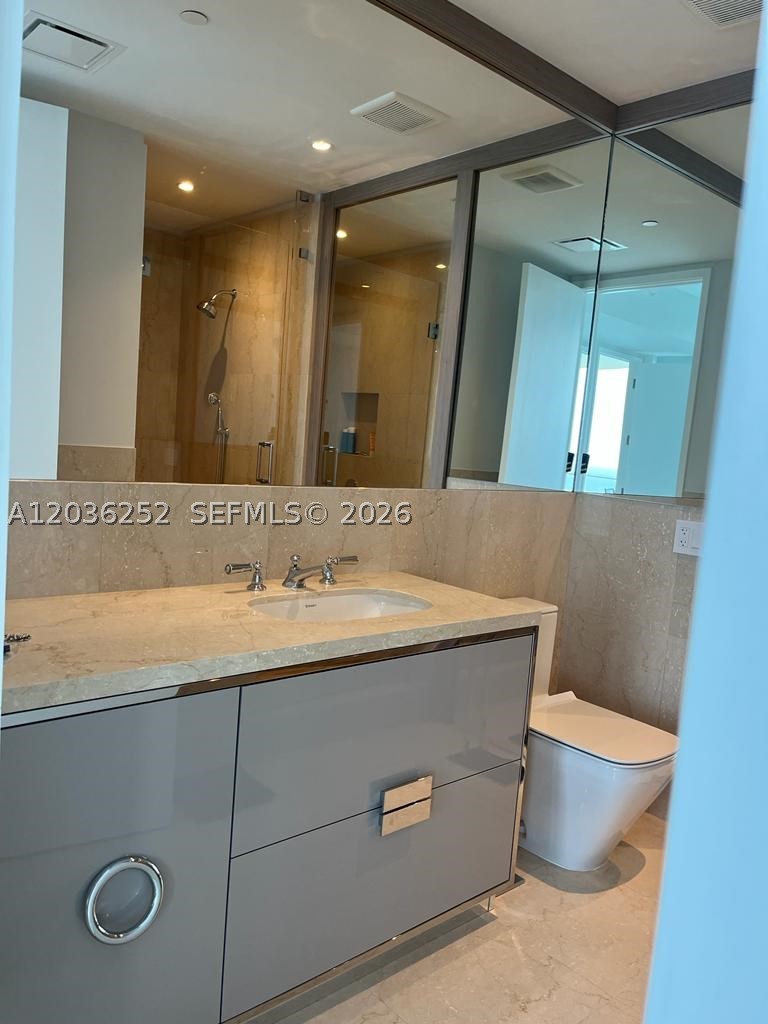 15701 Collins Ave 3104 Property Photo 12