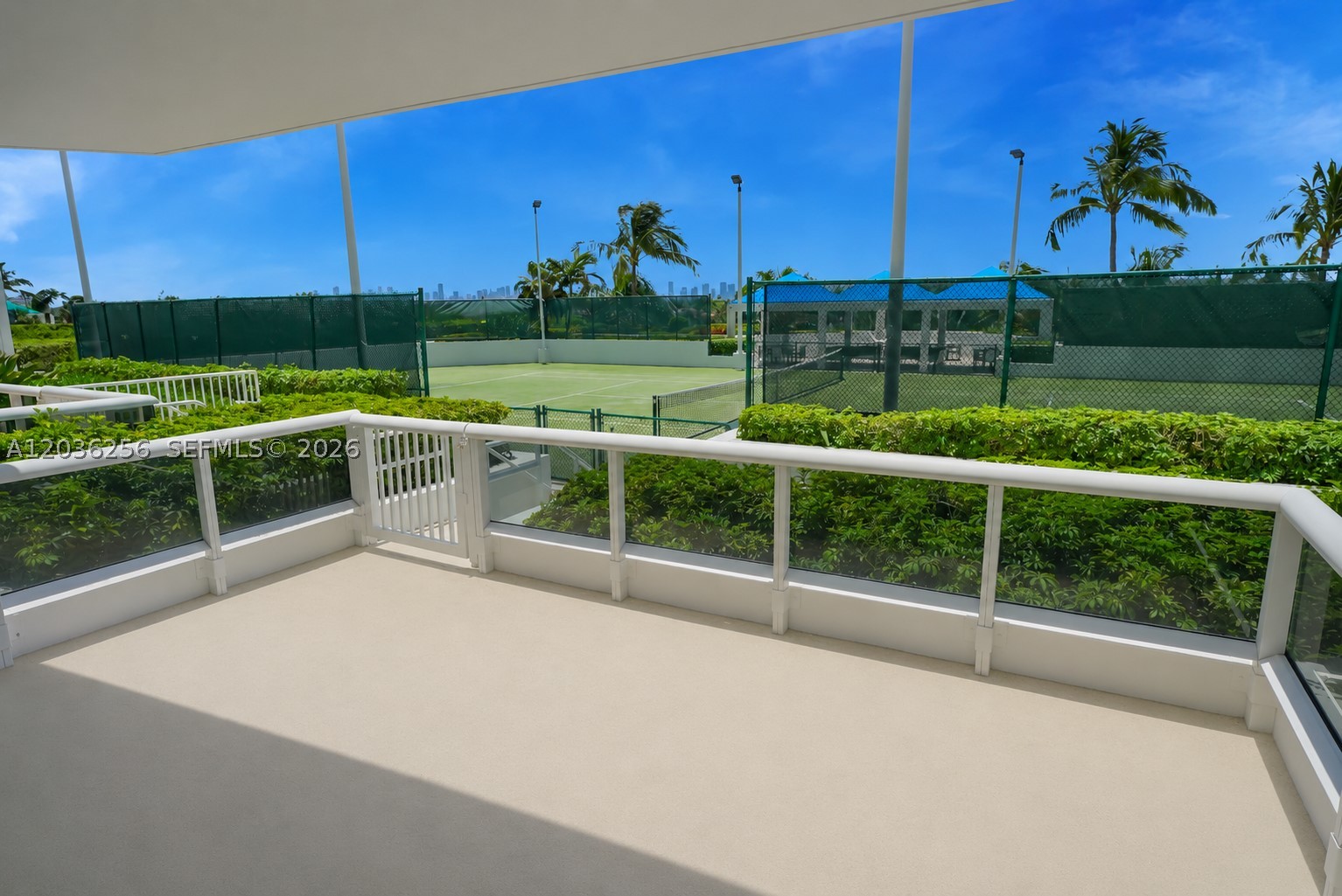 4779 Collins Ave 506 Property Photo 11