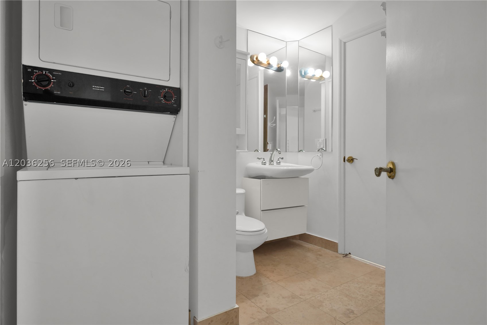 4779 Collins Ave 506 Property Photo 26