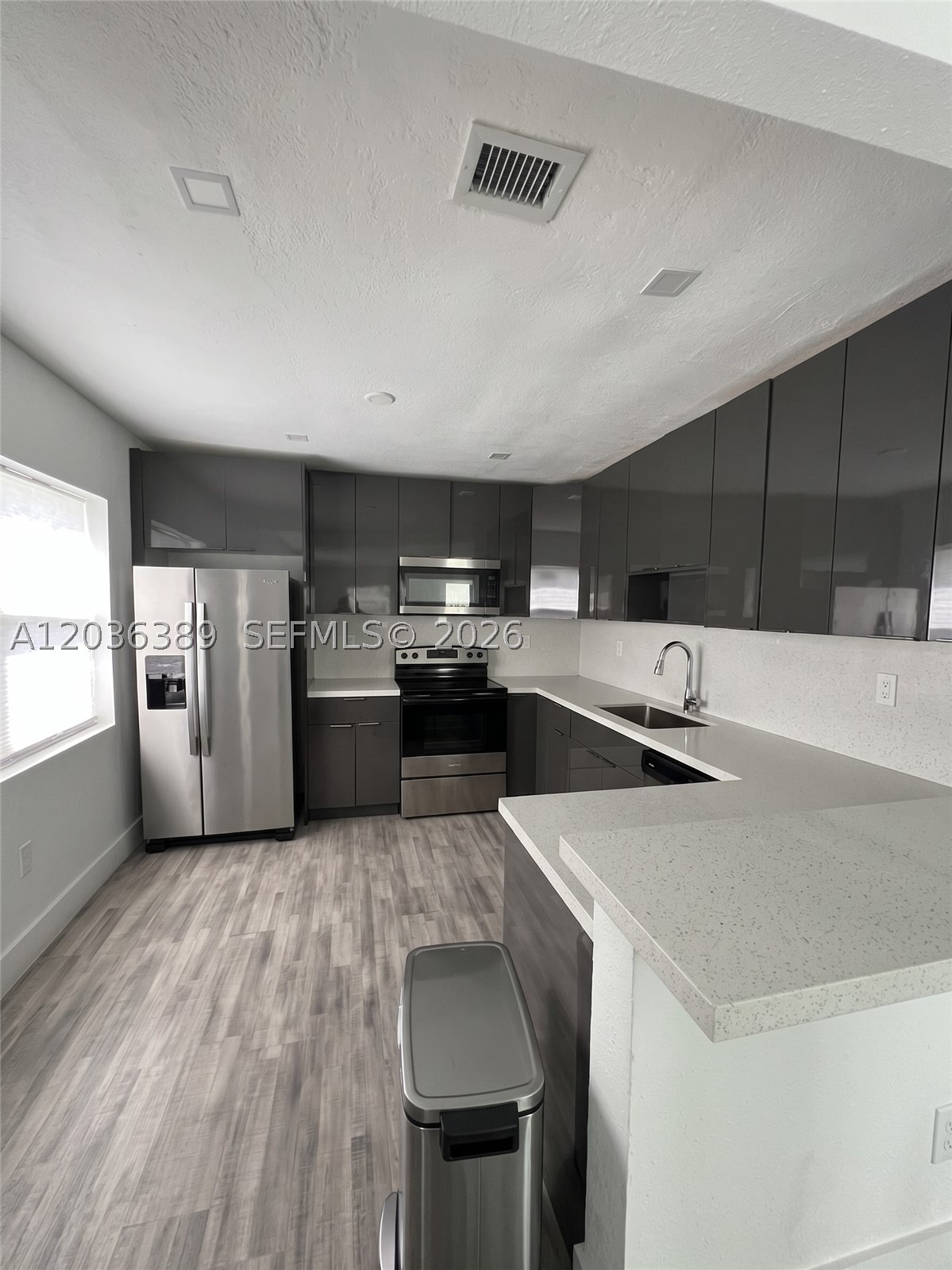 2847 Polk St 1 Property Photo 4