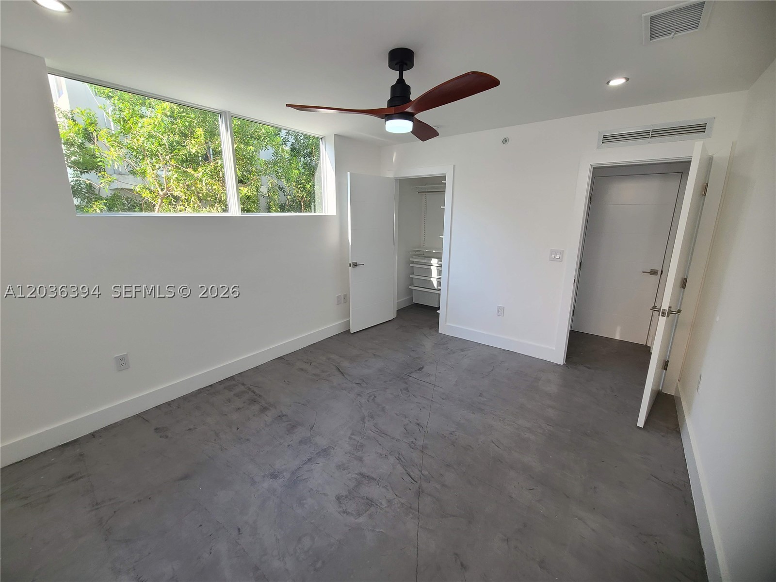 825 Michigan Ave 7 Property Photo 8