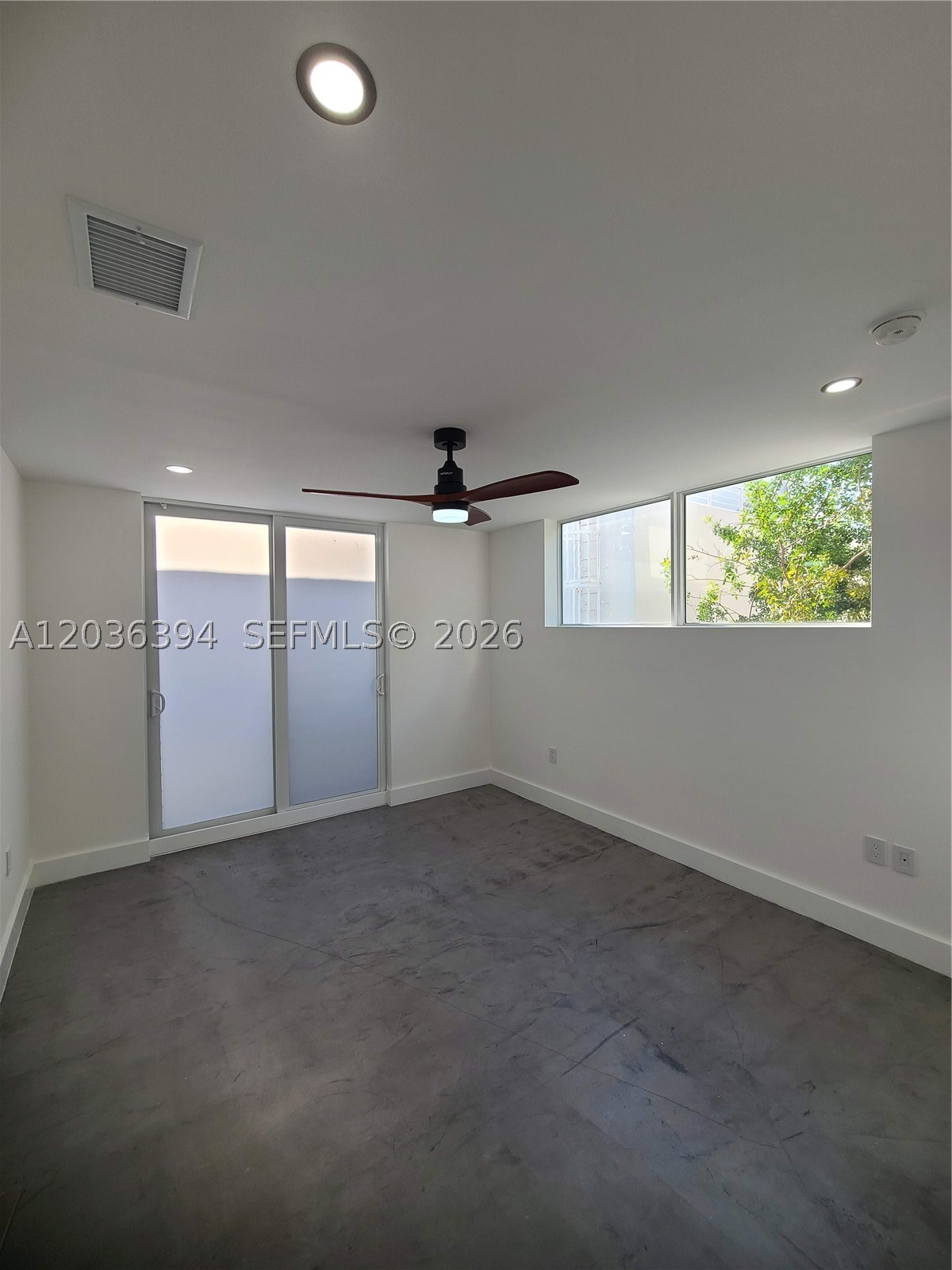825 Michigan Ave 7 Property Photo 9