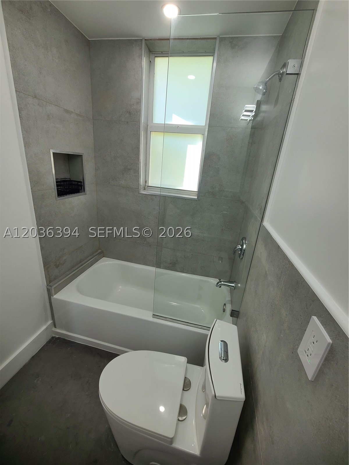 825 Michigan Ave 7 Property Photo 12
