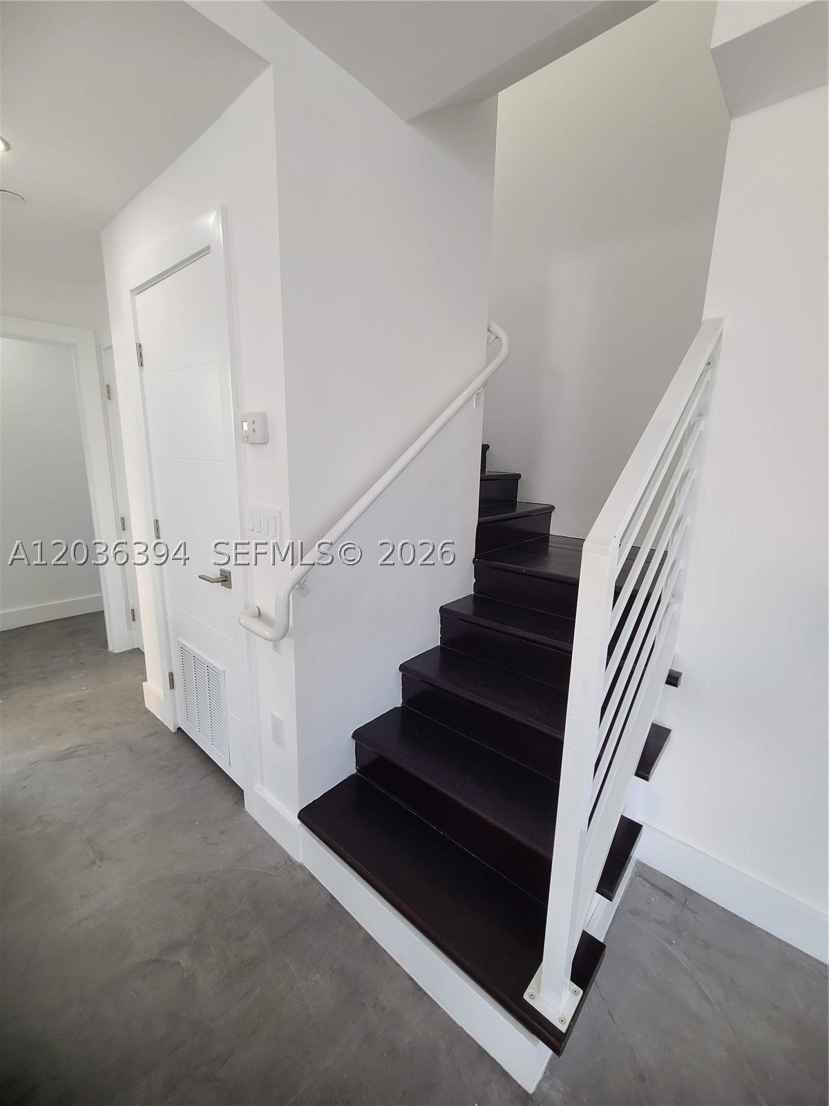 825 Michigan Ave 7 Property Photo 13