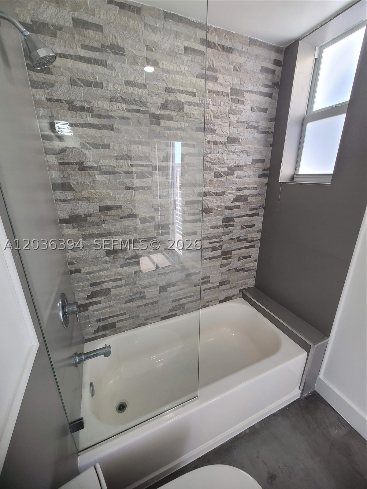 825 Michigan Ave 7 Property Photo 19