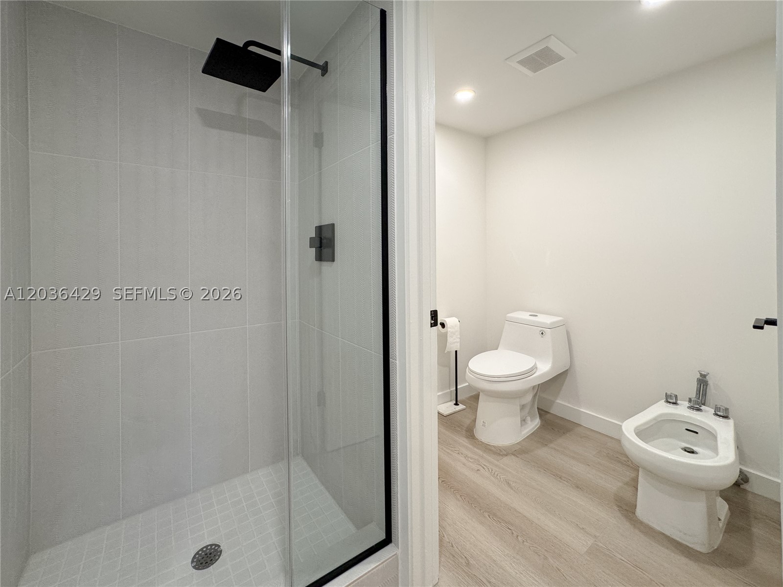 101 Crandon Blvd 170 Property Photo 10