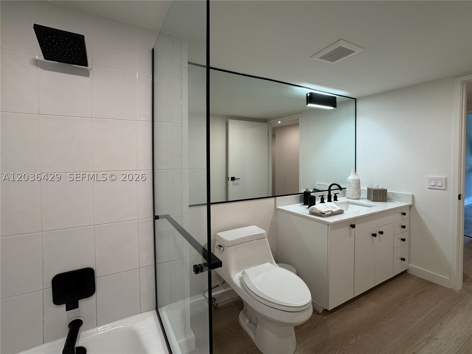 101 Crandon Blvd 170 Property Photo 16