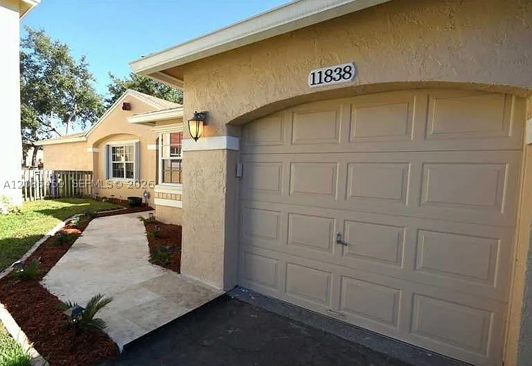 11838 NW 13th St Property Photo 1