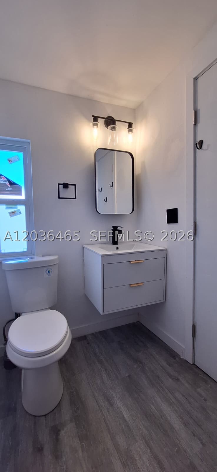4701 Sw 73 Property Photo 3