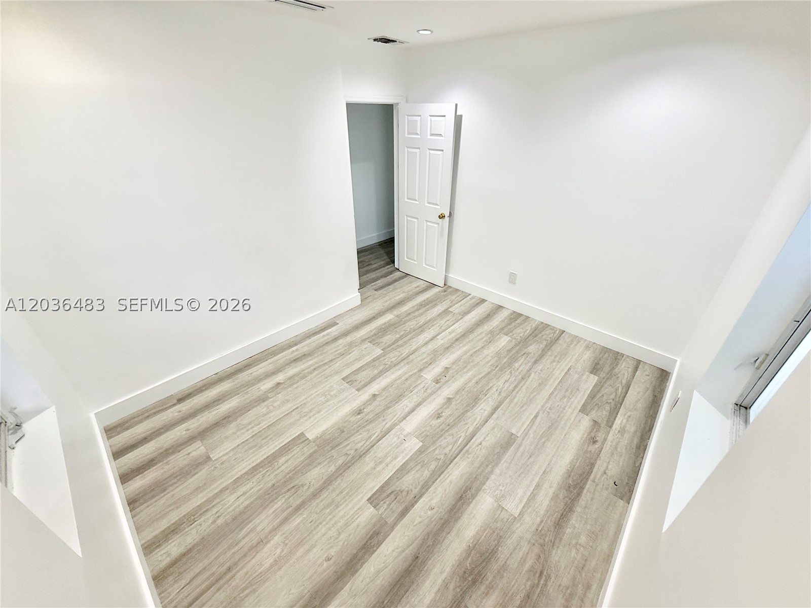 1272 Ne 145th St Property Photo 12