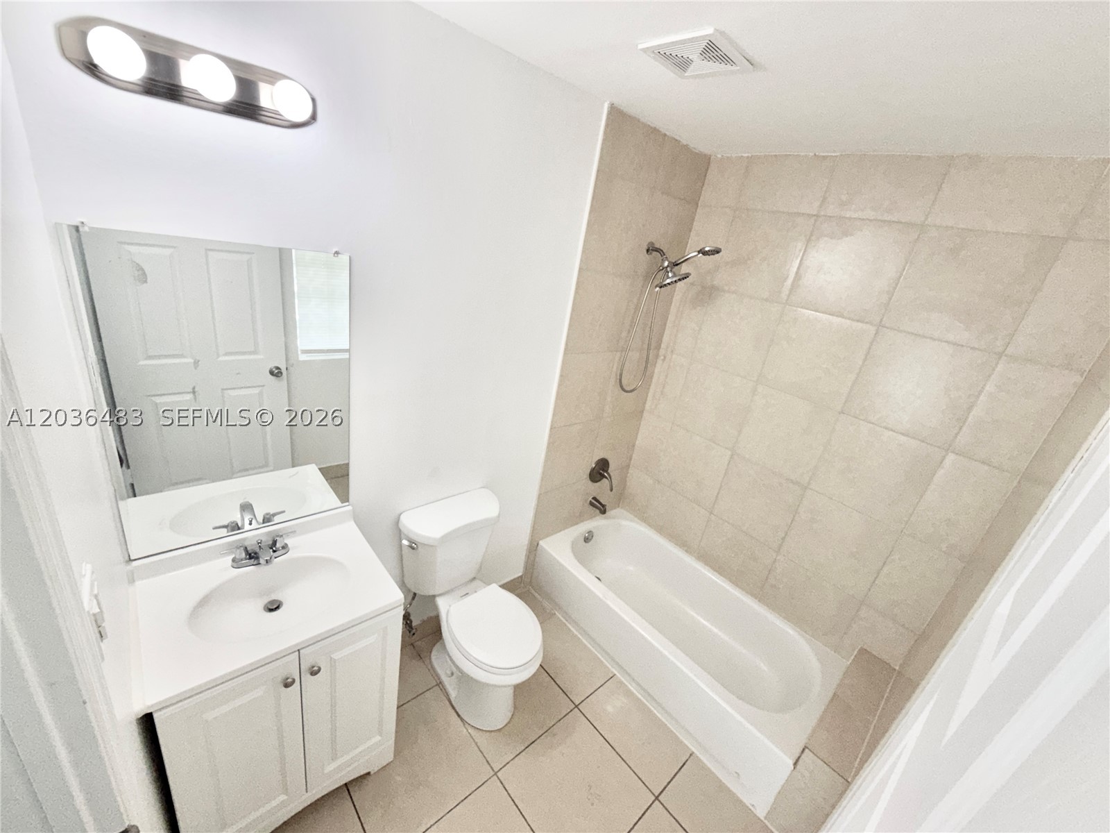 1272 Ne 145th St Property Photo 13