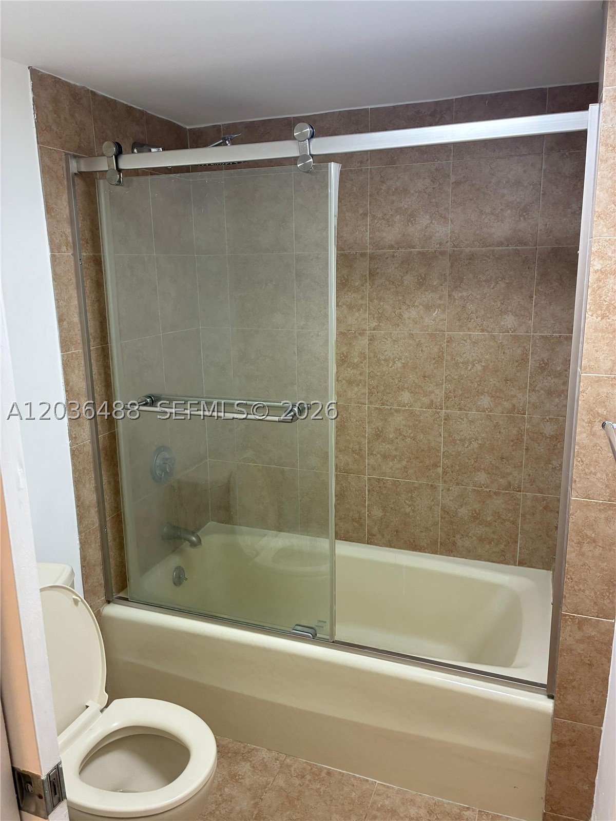 2400 Presidential Way 403 Property Photo 19