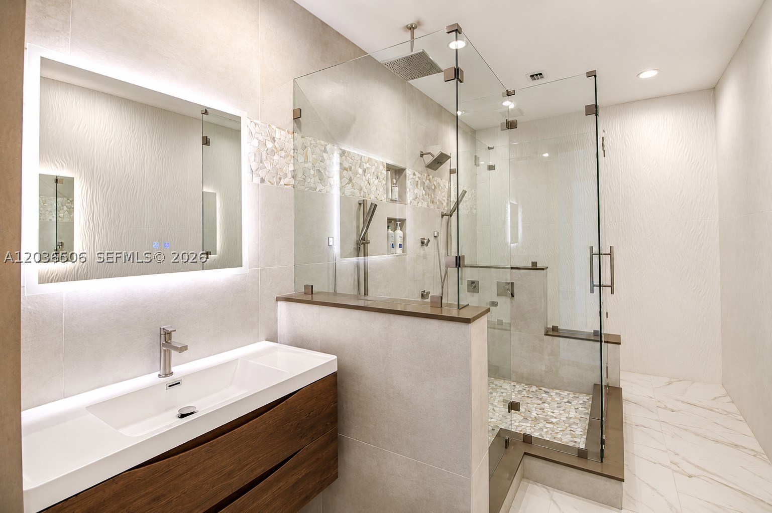 2000 Metropica Way 2609 & 2610 Property Photo 29