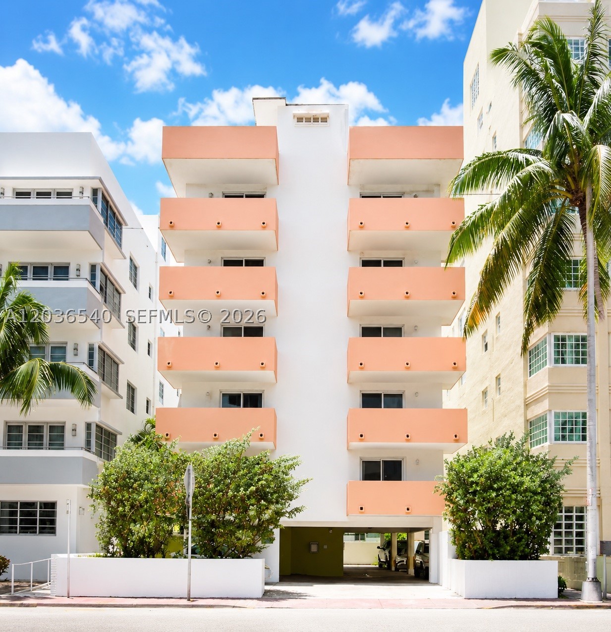 4122 Collins Ave 6A Property Photo 1