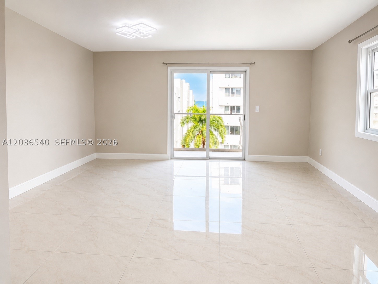 4122 Collins Ave 6a Property Photo 6