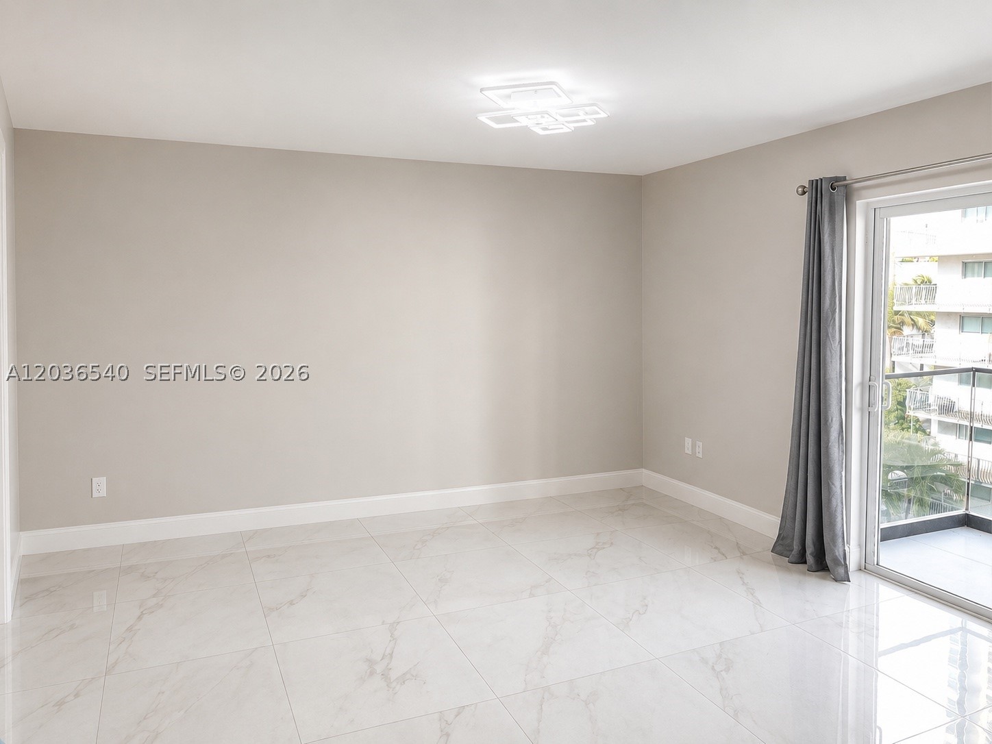 4122 Collins Ave 6a Property Photo 7
