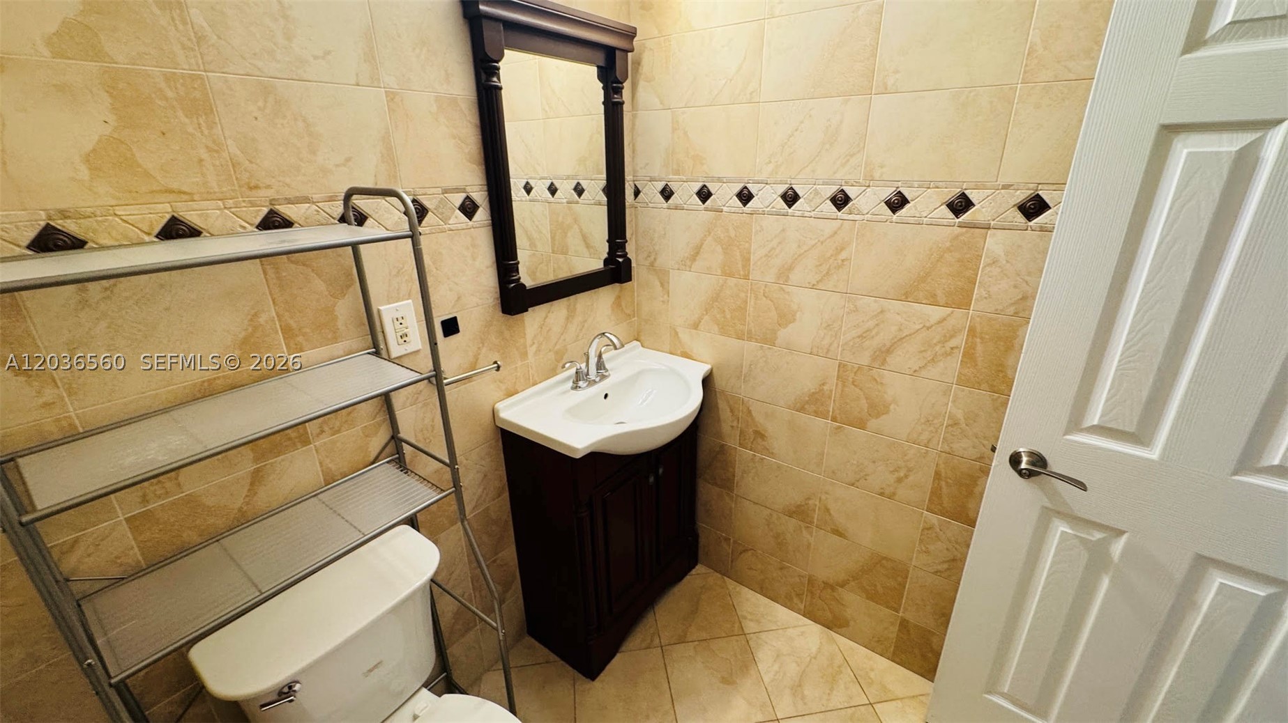 19390 Collins Ave 624 Property Photo 26