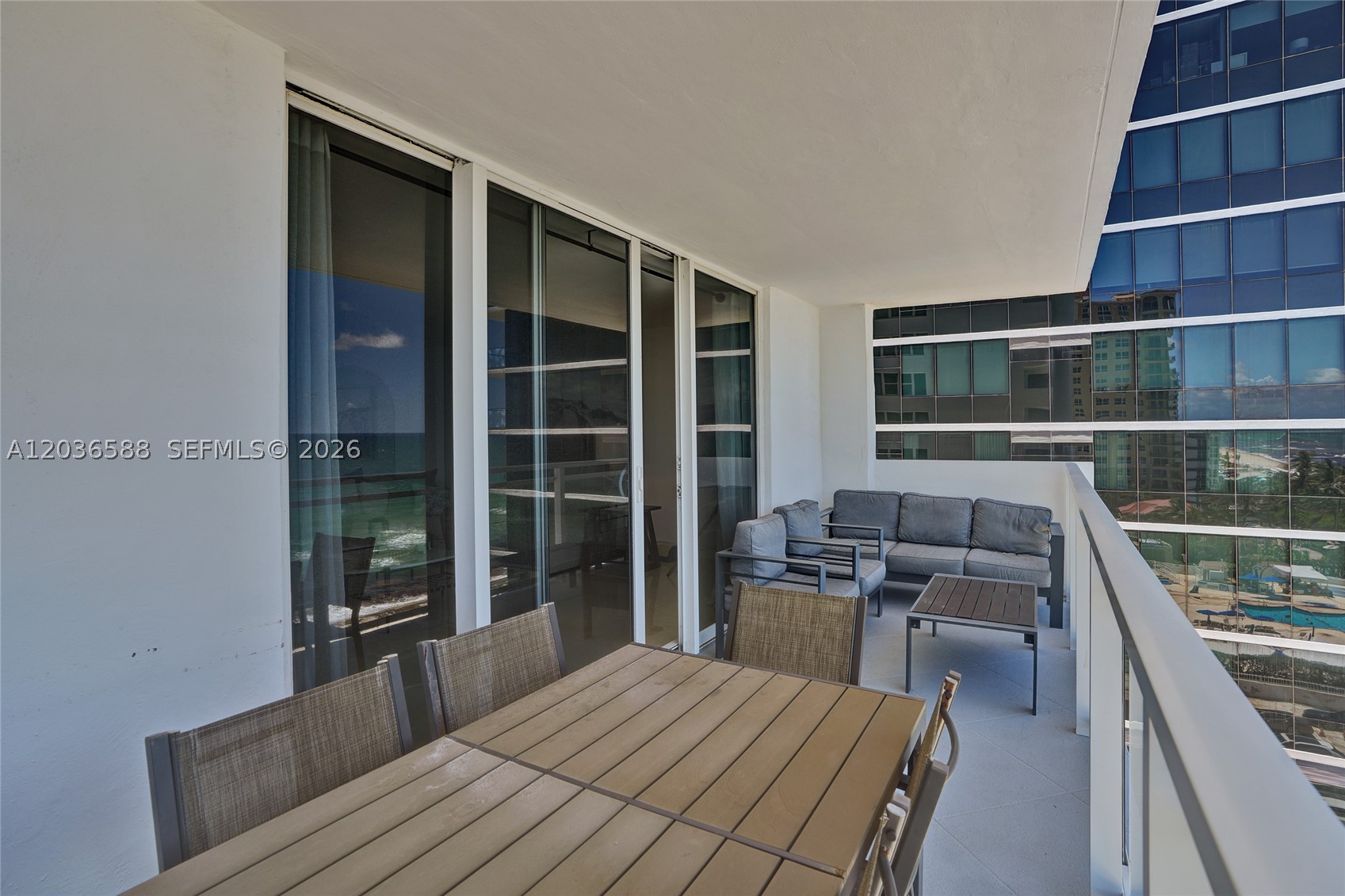 2030 S Ocean Dr 821 Property Photo 34