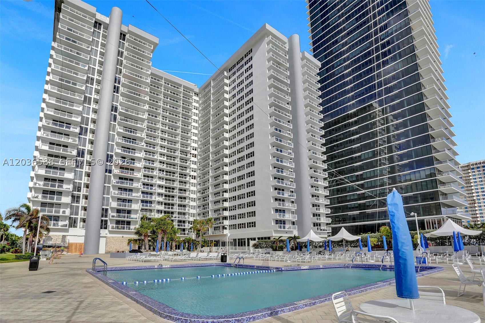 2030 S Ocean Dr 821 Property Photo 38