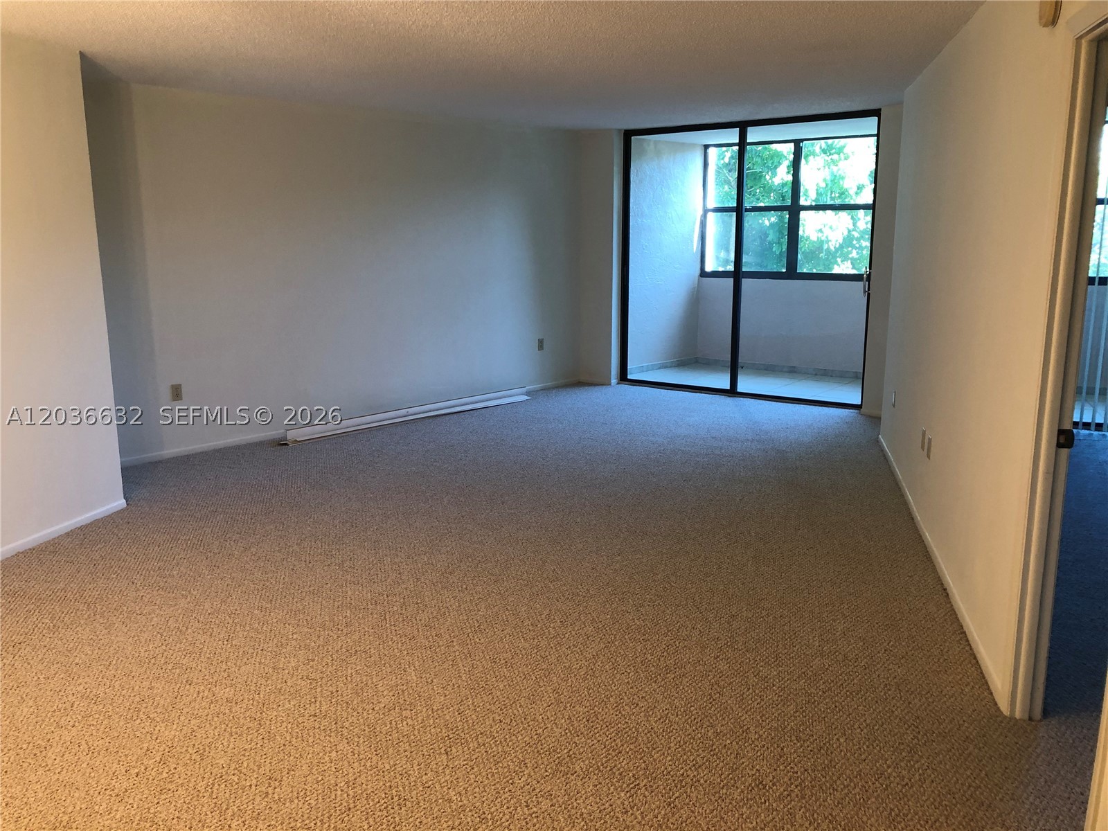 10852 N Kendall Dr 316 Property Photo 3