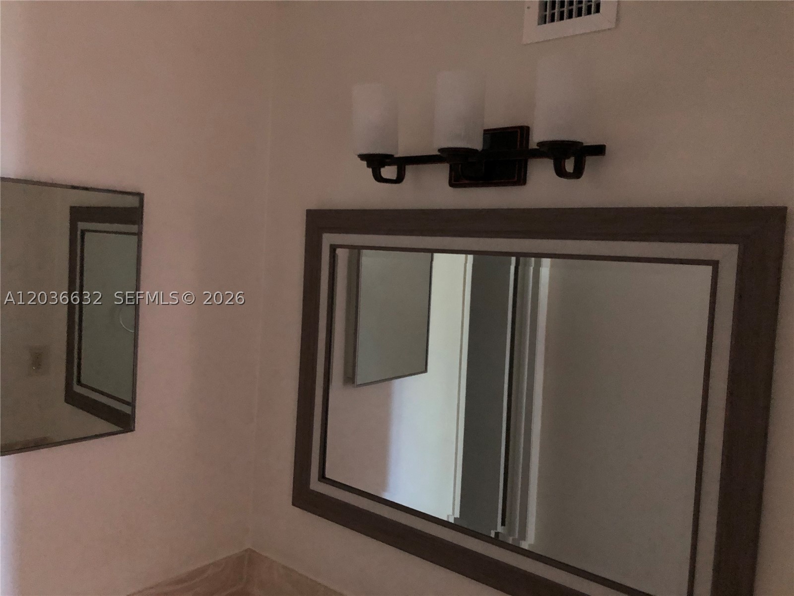 10852 N Kendall Dr 316 Property Photo 14