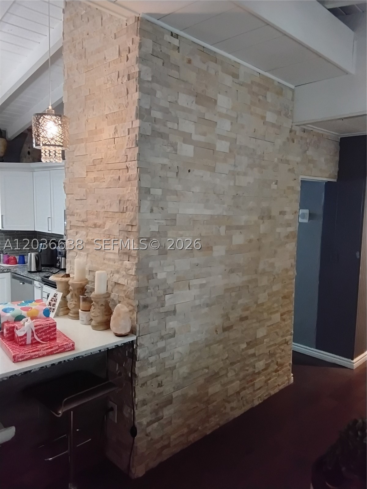 911 W Country Club Cir Property Photo 12