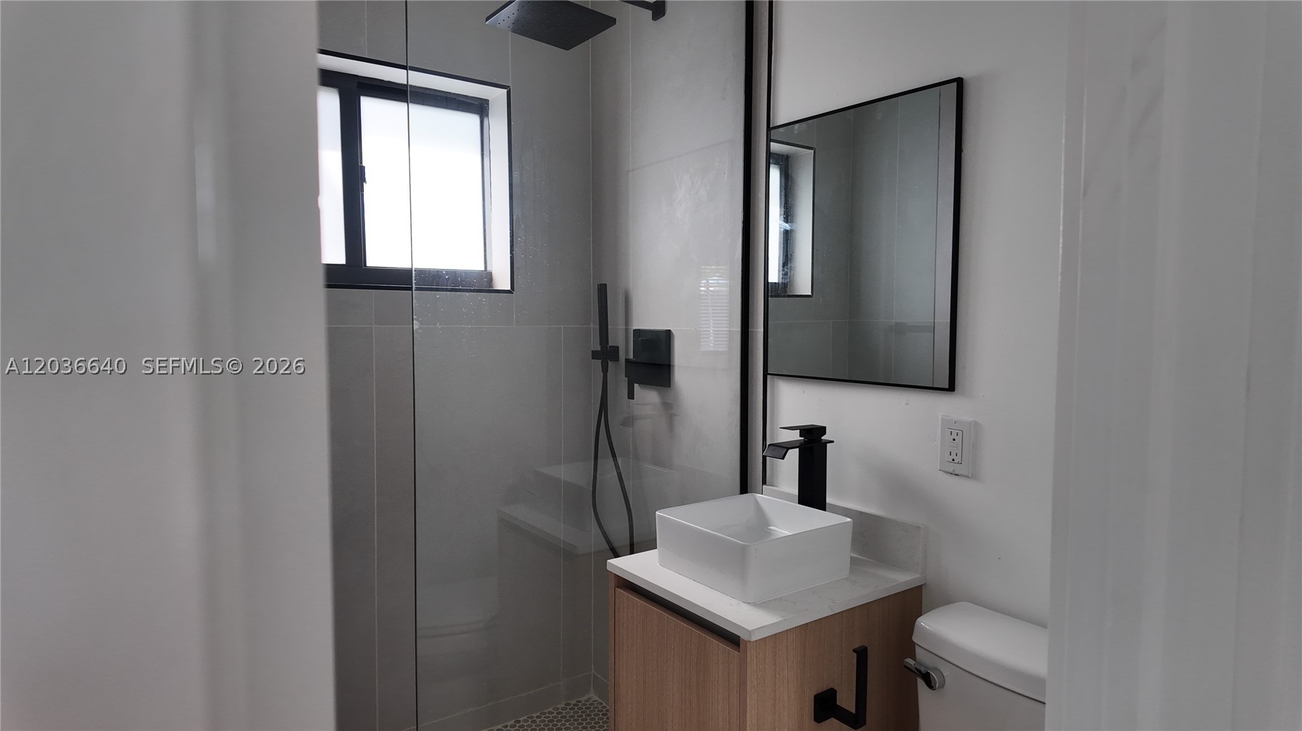 550 Sw 10th St 7 Property Photo 7