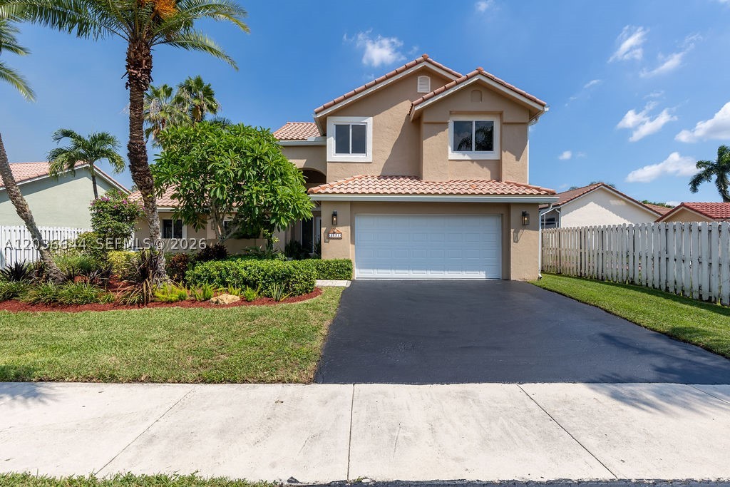 1171 Laguna Springs Dr Property Photo 4