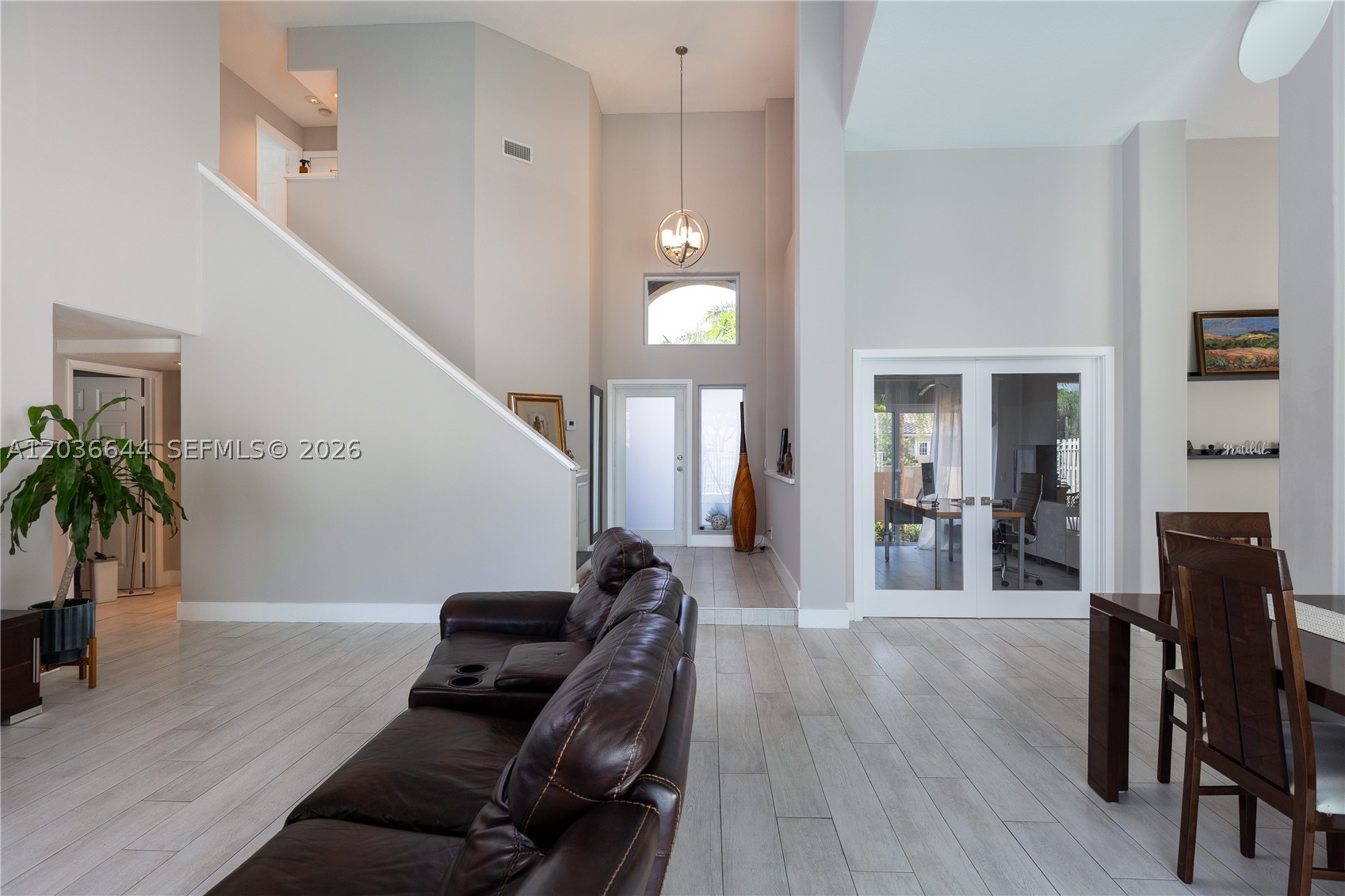 1171 Laguna Springs Dr Property Photo 17