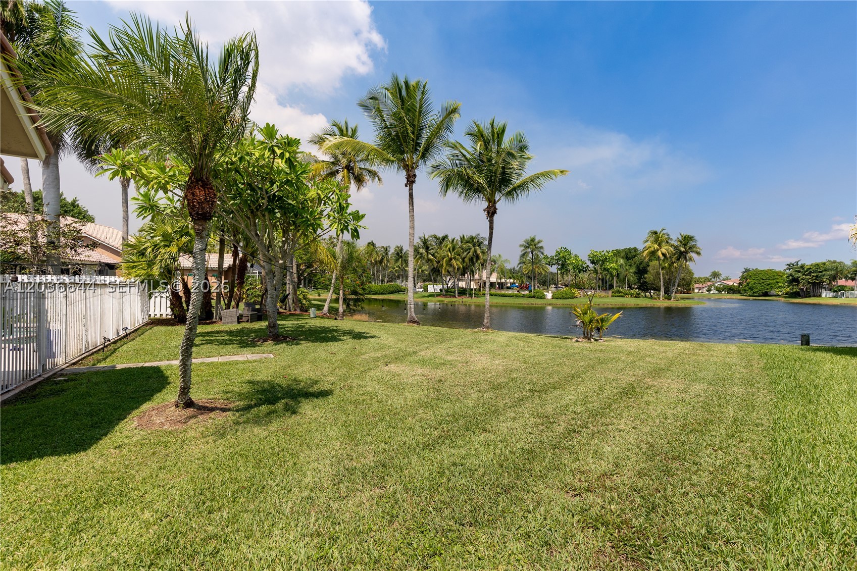 1171 Laguna Springs Dr Property Photo 34