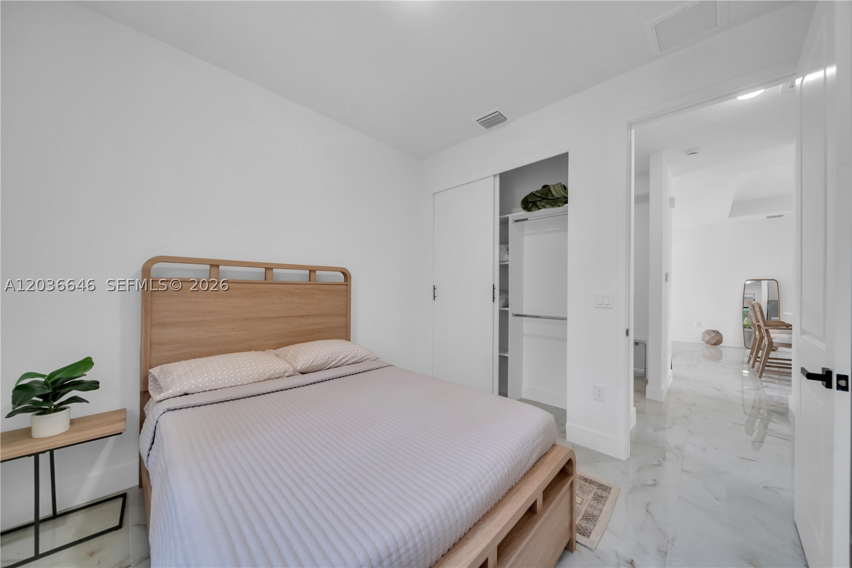 5035 Spinnaker Rd Property Photo 38