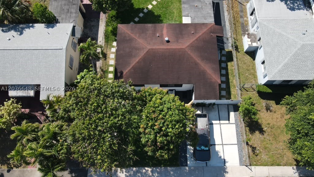 150 NE 169th Ter Property Photo 1