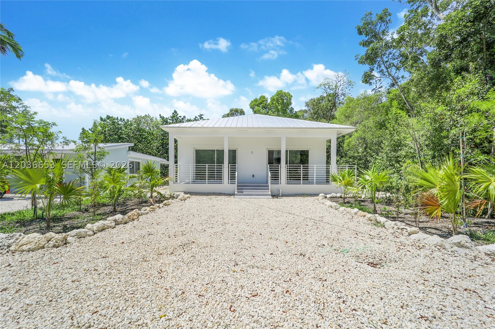 5 Bowen Dr Property Photo 1