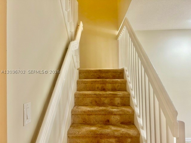 568 Ne 35th Ave Property Photo 12