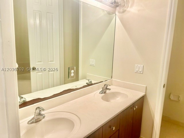 568 Ne 35th Ave Property Photo 15